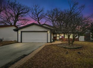 5166 Aldersyde Rd, Oak Forest, IL 60452