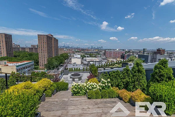 Rented by The KCI Group | media 31