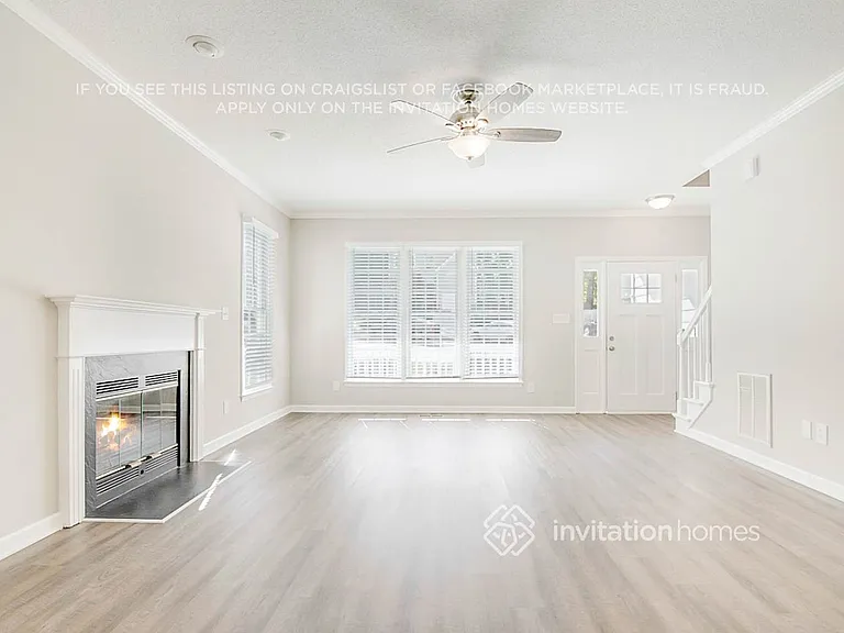 1612 Nesfield Pl — Photo 4