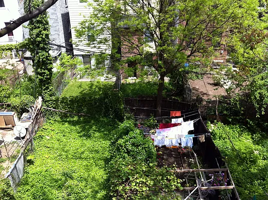 Rented by In Haus LLC | media 22