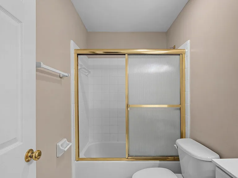 12023 Stone Forest Dr — Photo 38