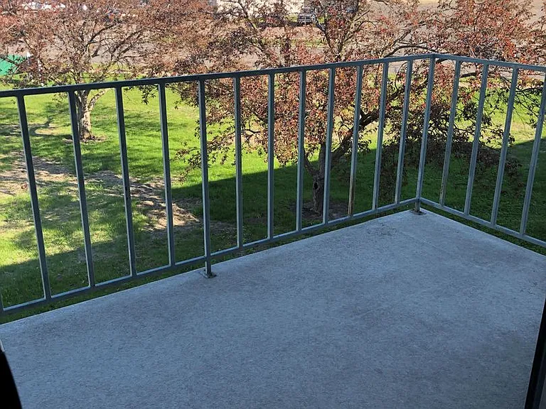 1025 W. MacArthur Avenue — Photo 13