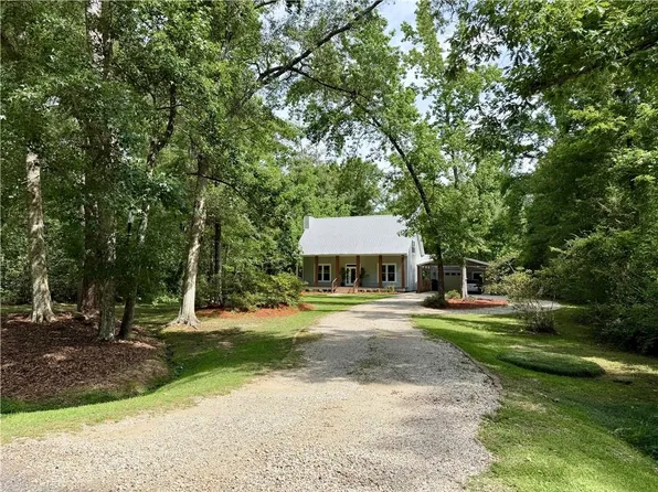 111 Jasmine Dr, Covington, LA 70433