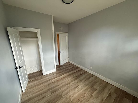 3rd image of 89 Bostwick Ave APT 1R