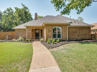 1528 Sugar Creek Dr, Carrollton, TX 75007