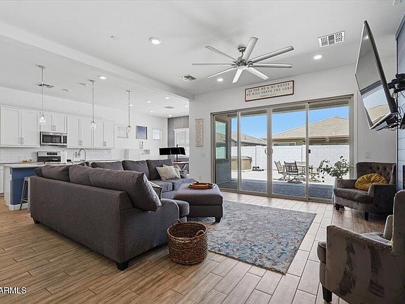 2nd image of 21534 E VIA DE ARBOLES --