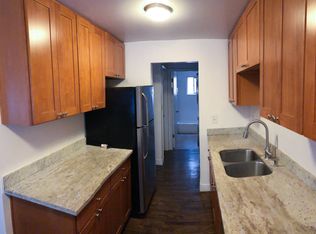 Brandon Court, Seattle, WA 98118
