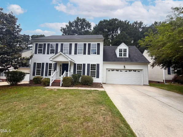 128 Morena Dr, Holly Springs, NC 27540