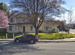 509 Memorial Dr, Hollister, CA