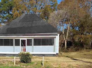 209 Kenwood Rd, Fayetteville, GA 30214