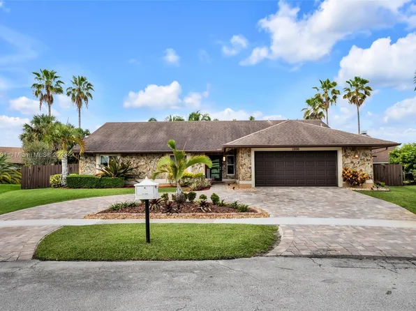 12100 NW 14th St, Pembroke Pines, FL 33026