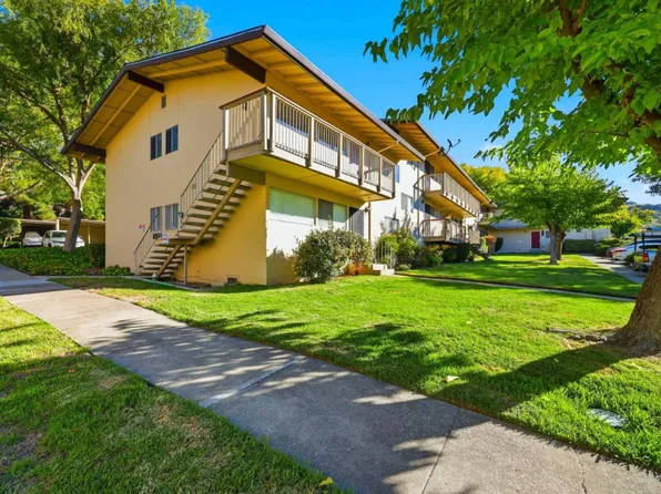 2351 Paloma Ct APT 8, Pinole, CA 94564