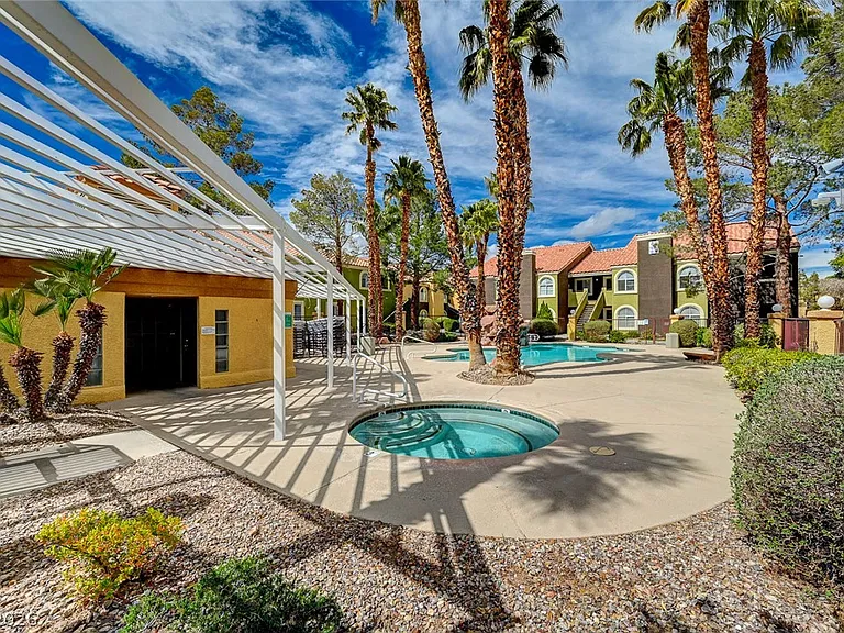 7950 W Flamingo Rd #2166 — Photo 30