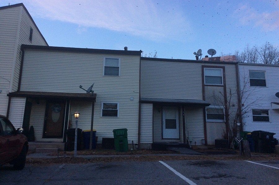 2nd image of 451 Arnold Ct