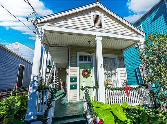 3rd image of 2421 Annunciation St #B