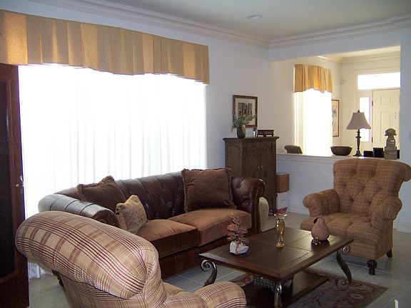 Spacious Living Room