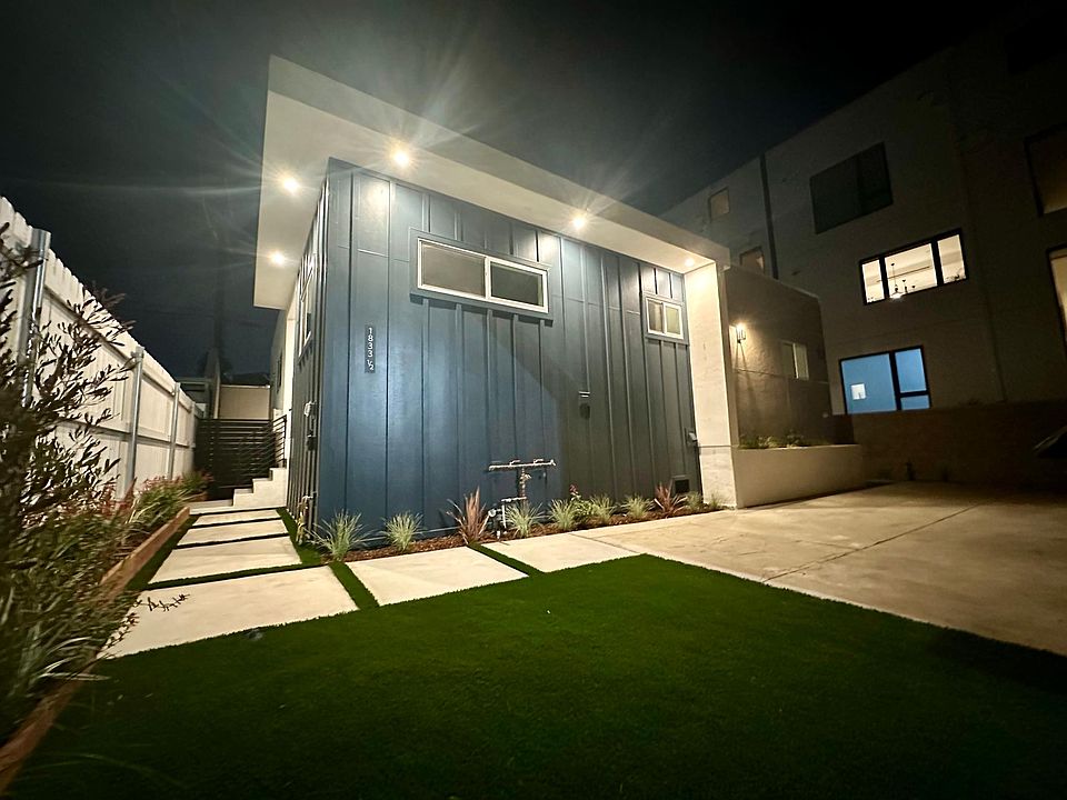 1st image of 1833 S Redondo Blvd #1/2