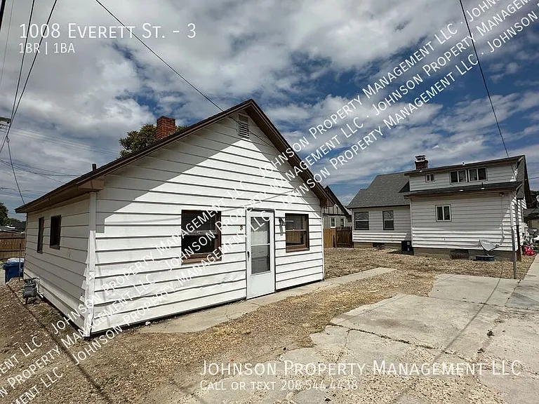 1008 Everett St #3 — Photo 1