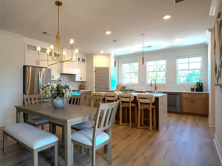 1325 Sydney Dr #5 — Photo 8