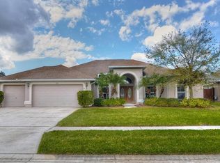 2810 Mossy Timber Trl, Valrico, FL 33596