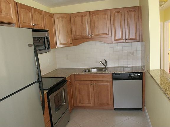 2nd image of 1501 NE 42nd Ct