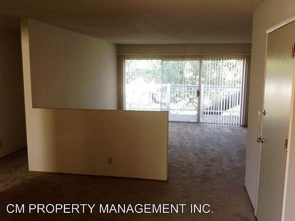 4th image of 78 Bentley Ave APT 4