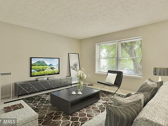2nd image of 19116 Partridge Wood Dr
