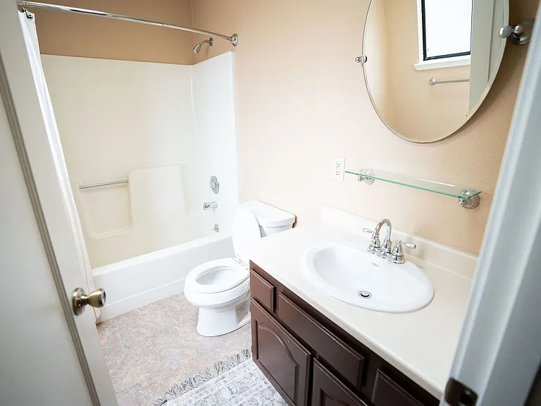 1550 Chabot Ct — Photo 33