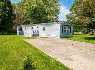 292 Bubble Loo Rd, Cloverdale, IN 46120
