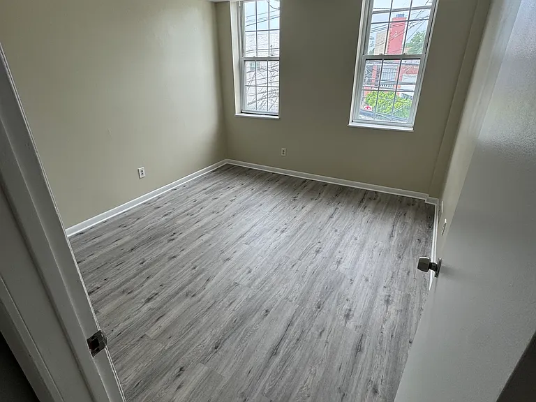 1156 Paterson Plank Rd #2F — Photo 3