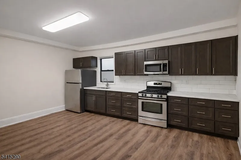 Building Photo - 64 N 13th St #2