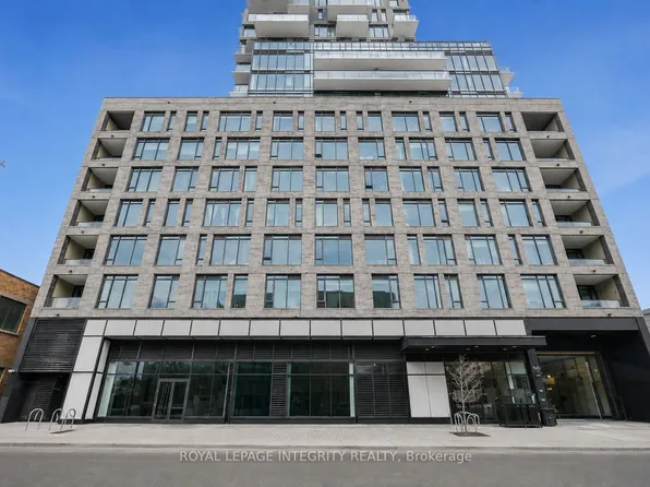 203 Catherine St #602, Ottawa, ON K2P 1J5