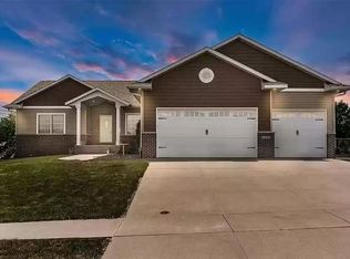 4355 Rec Dr, Marion, IA 52302