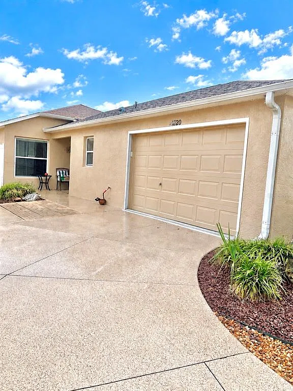3 bed, 2.0 bath, 1407 sqft, $2,800 — Photo 1