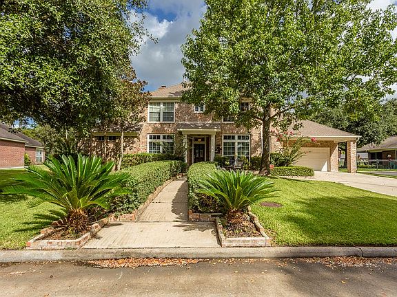 2nd image of 8123 Whirlaway Elm Dr