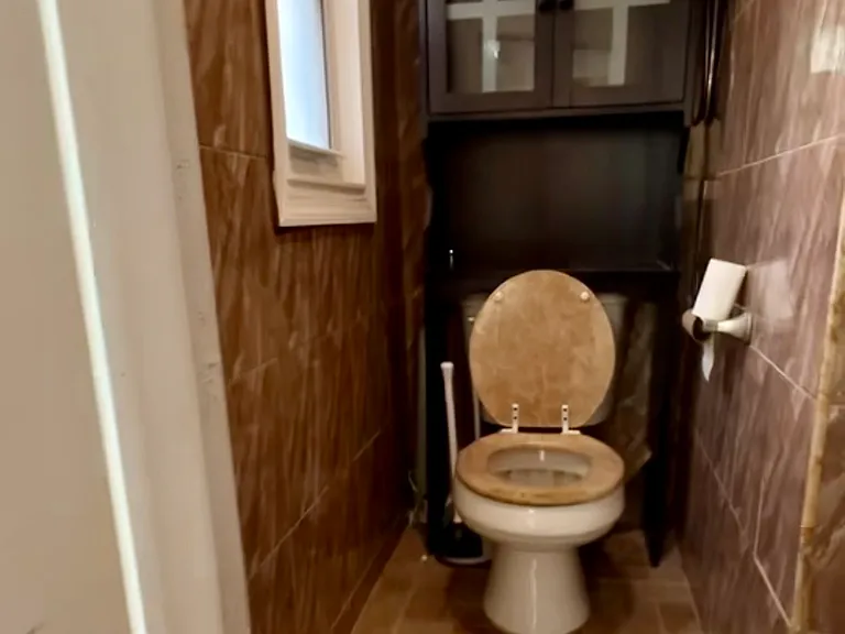 14 Wilson Ave #2L — Photo 9