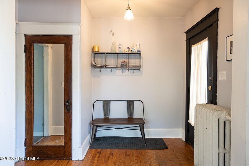 5th image of 688 Myrtle Avenue