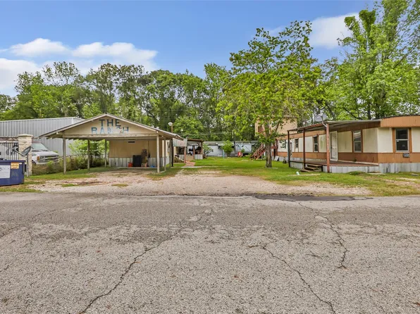 21061 Brazos Dr, New Caney, TX 77357