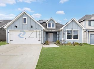 13137 Rich Ln, Aubrey, TX 76227