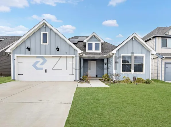 13137 Rich Ln, Aubrey, TX 76227