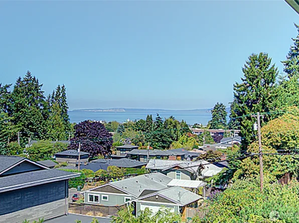1020 5th Avenue S #13, Edmonds, WA 98020
