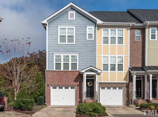301 Dove Cottage Ln, Cary, NC 27519
