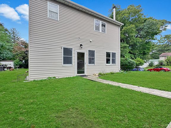 2nd image of 64 Huntington Rd