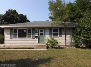 1749 36th St SW, Wyoming, MI 49519