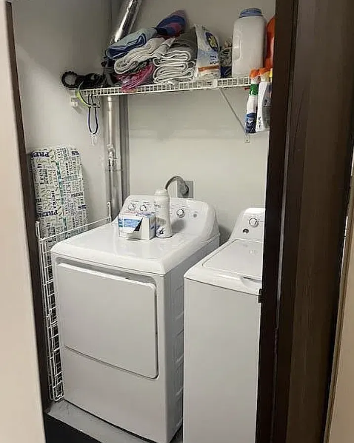 2 bed, 980 sqft, $1,400 — Photo 3