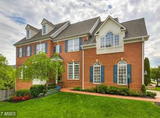 19184 Greystone Sq, Leesburg, VA 20176