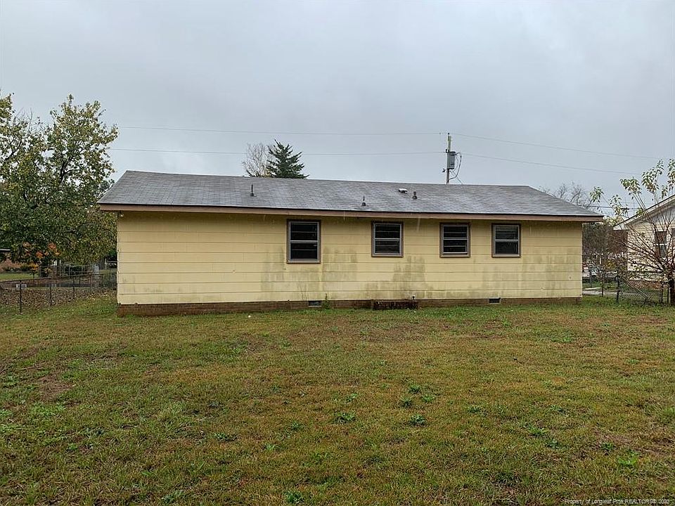 2nd image of 6409 Winthrop Dr