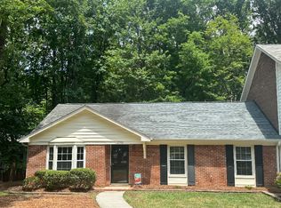 2440 Cottage Pl, Greensboro, NC 27455