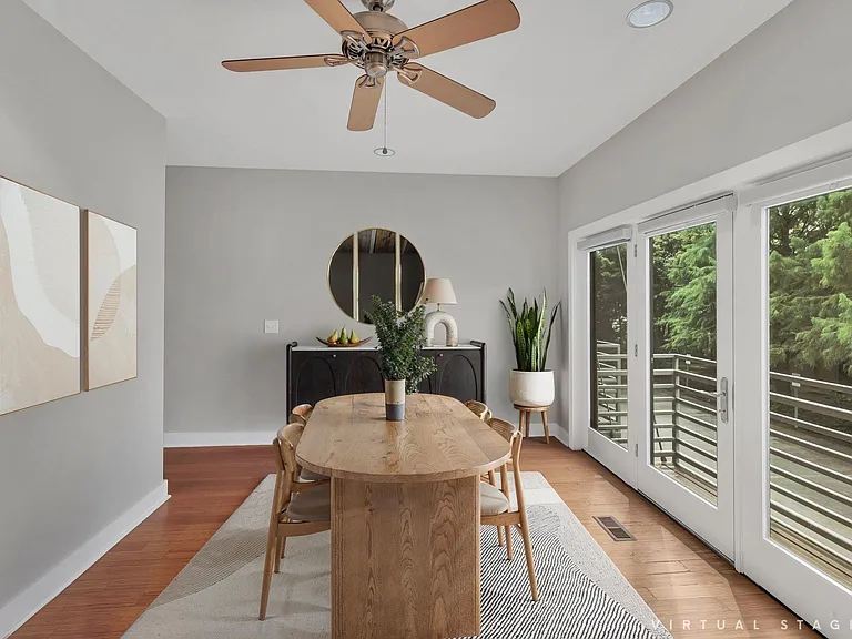 1100 Russell St #102-1 — Photo 15