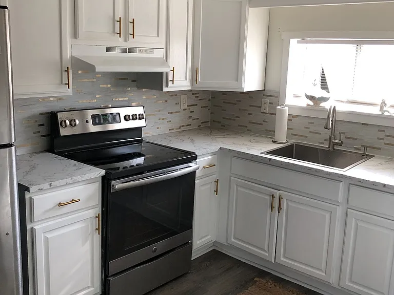 605 Bayshore Rd #2 — Photo 5